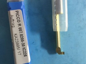 伊斯卡小镗刀PICCOR/L050.5-20 IC228针对小孔径加工
